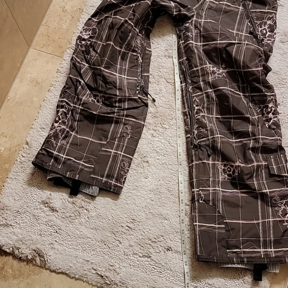 Kids snow pants size M